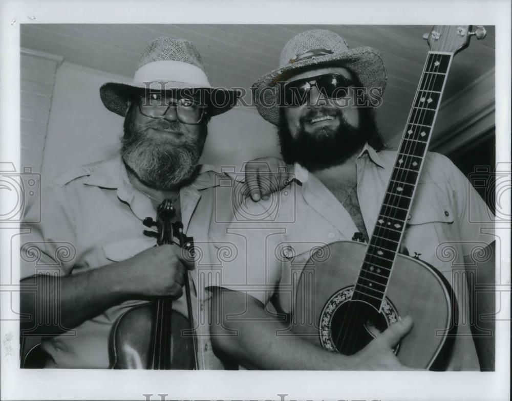 1987 Press Photo Mike mad Dog Adams &amp; Fiddler Hal - cvp20810 - Historic Images
