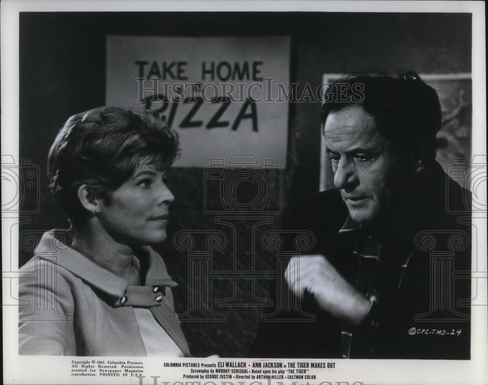 1968 Press Photo ANN JACKSON and Eli Wallkach in The Tiger Makes Out - cvp23621 - Historic Images