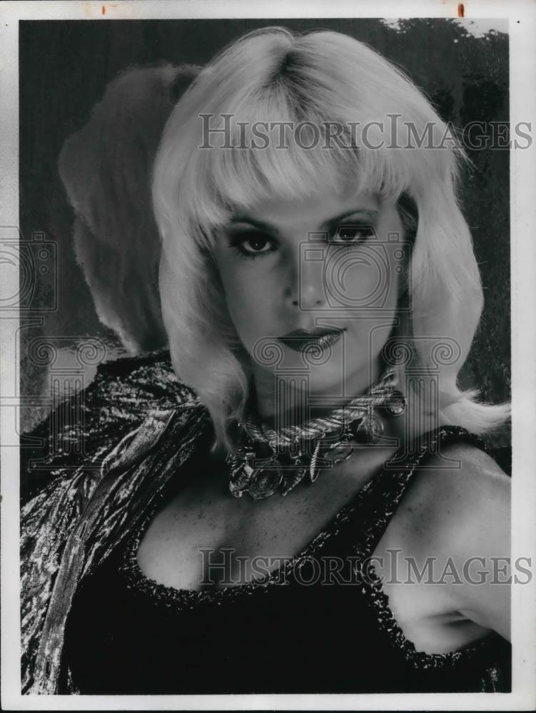 1986 Press Photo Ann Jillian As Mae West - cvp24807 - Historic Images