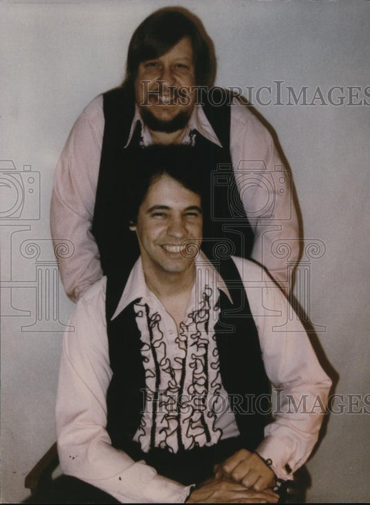 1985 Press Photo Step-By-Step - cvp27816 - Historic Images