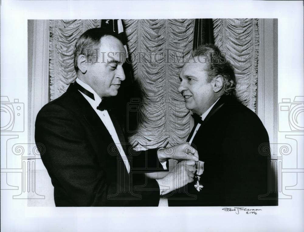 1996 Press Photo Vincent LaSalva Conductor Who Found New York Grand Opera - Historic Images