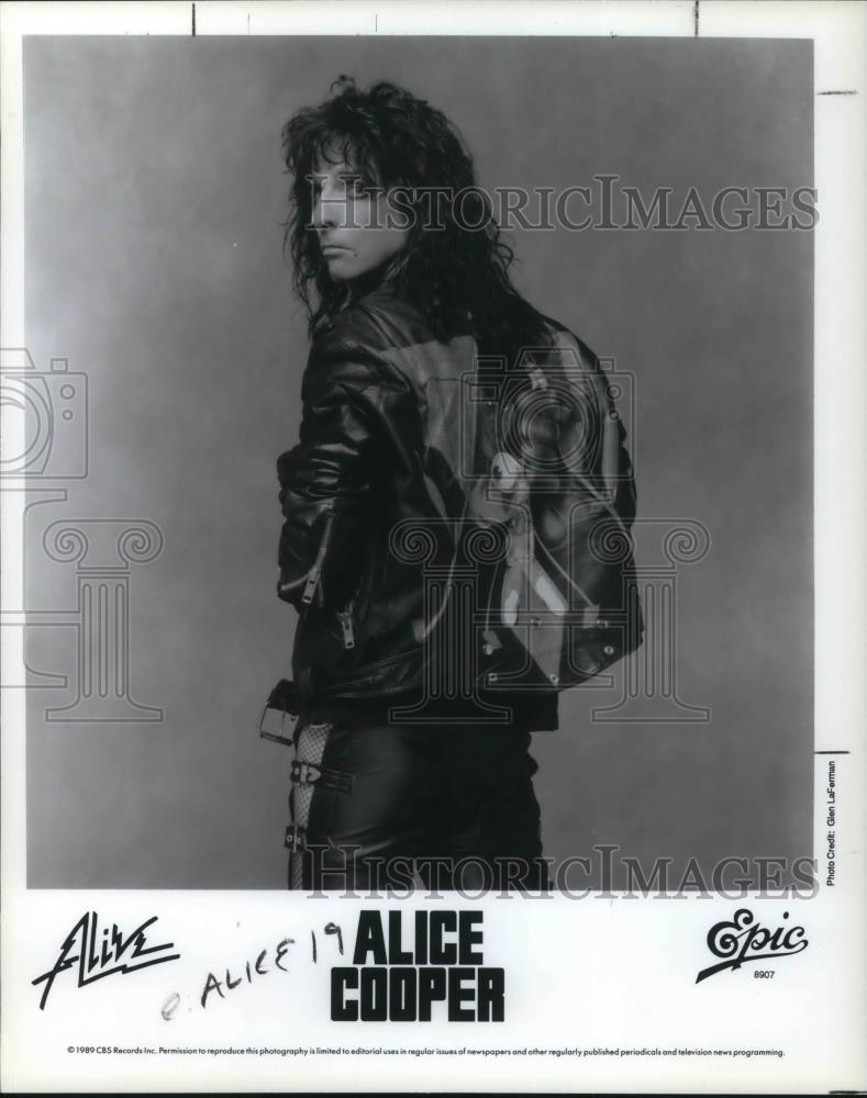 1990 Press Photo Alice Cooper Rock Singer Songwriter Musician and Actor - 674 - Historic Images