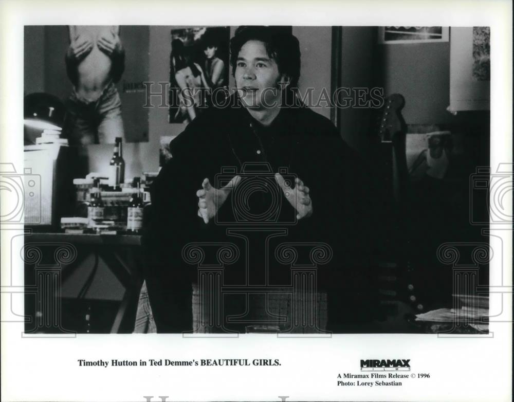 1996 Press Photo Timothy Hutton in Ted Demme's Beautiful Girls - cvp23658 - Historic Images