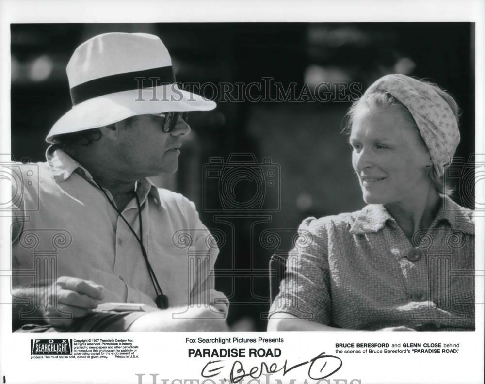 1997 Press Photo Bruce Bersford Glenn Close in Paradise Road - cvp22533 - Historic Images