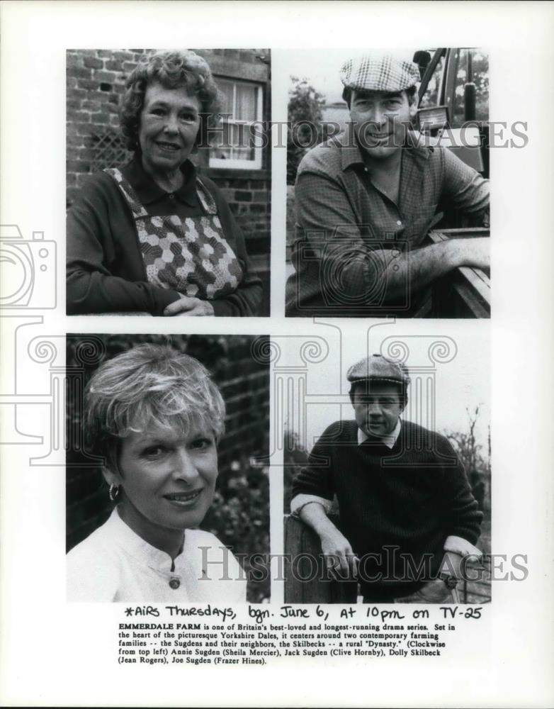 1972 Press Photo Sheila Mercier & Clive Hornsby in Emmerdale Farm - cvp22916 - Historic Images