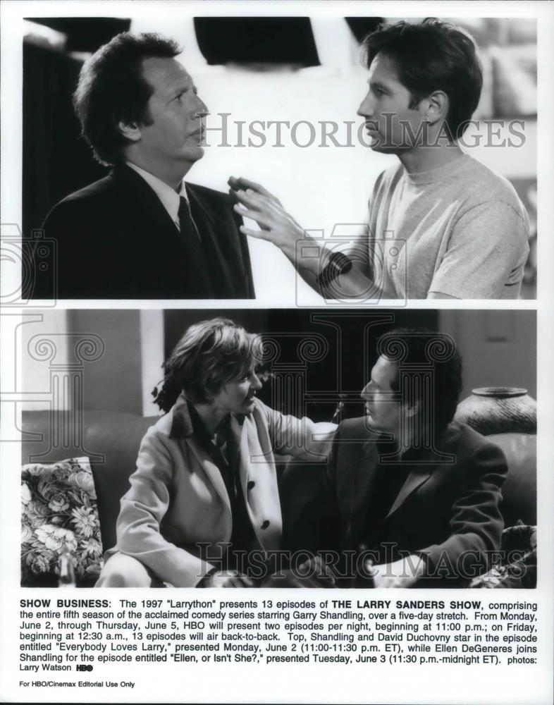 1997 Press Photo Garry Shandling &amp; David Duchovny in The Larry Sanders Show - Historic Images