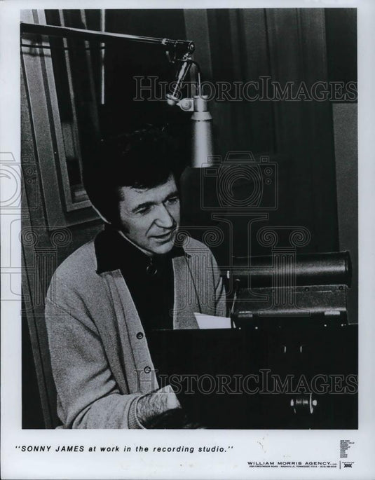 1975 Press Photo Sonny James at work in the recording studio - cvp24780 - Historic Images