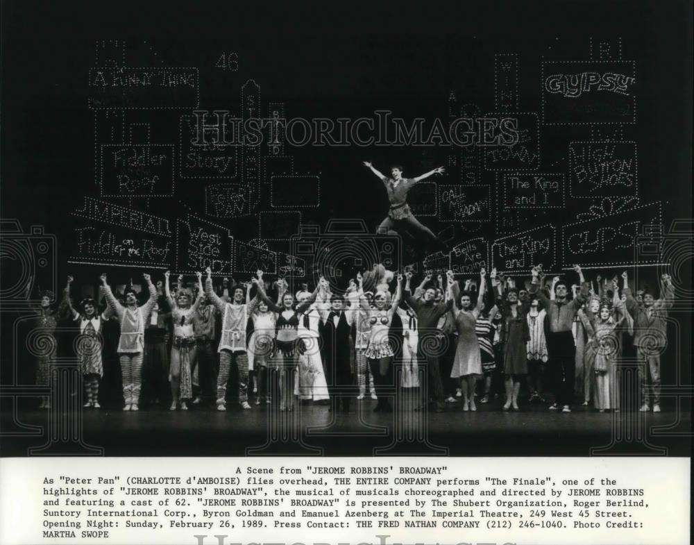 1990 Press Photo A scene from the JEROME ROBBINS&#39; BROADWAY play - cvp23713 - Historic Images