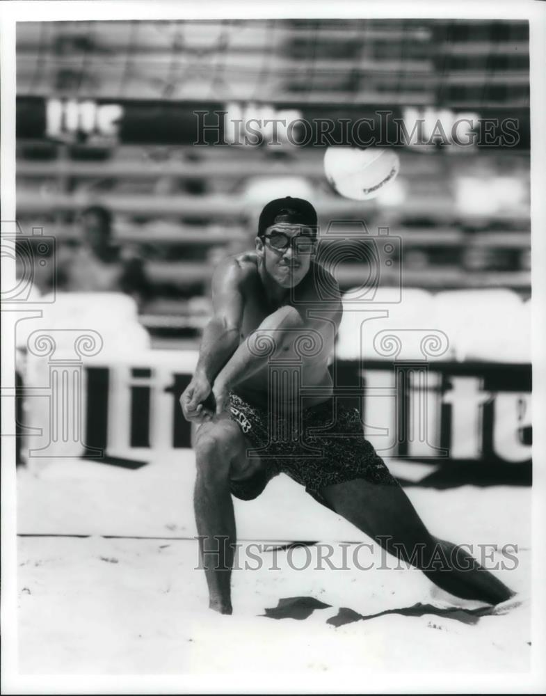 1996 Press Photo Volleyball Player Rob Heidger - cvp22143 - Historic Images