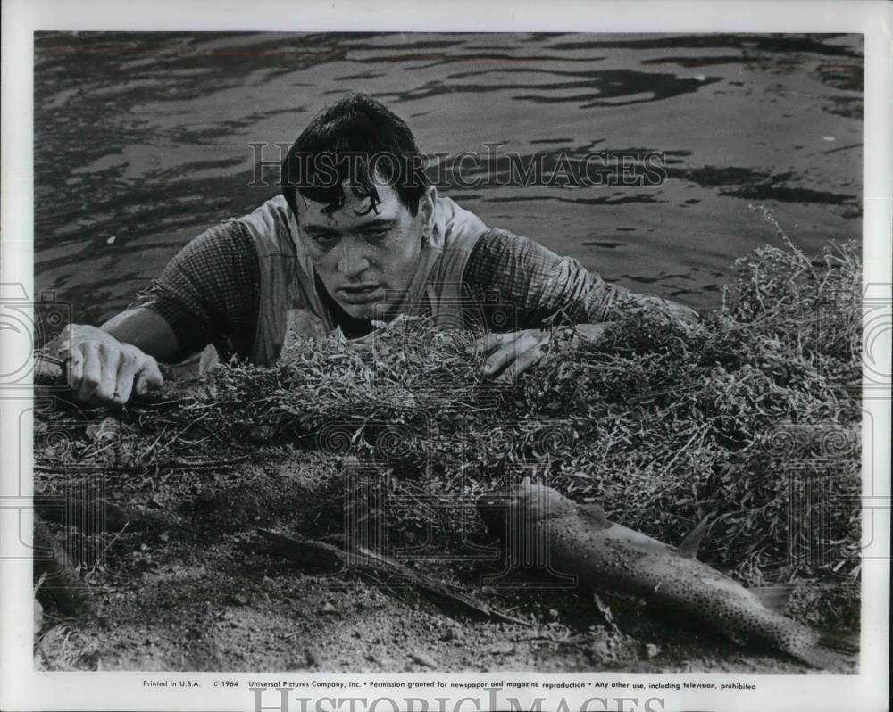 1964 Press Photo Rock Hudson in Victory Near - cvp23813 - Historic Images