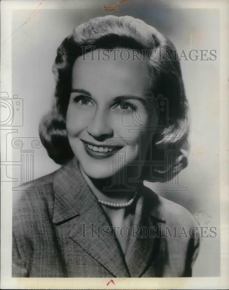 1957 Press Photo Kim Hunter in "The Kaiser Aluminum Hour" - cvp25394 - Historic Images