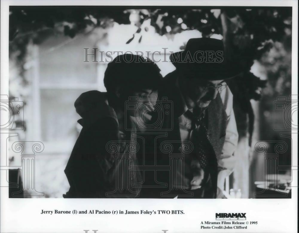 1995 Press Photo Jerry Barone & Al Pacino in Two Bits - cvp23008 - Historic Images