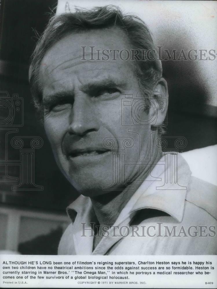 1973 Press Photo Charlton Heston stars as Neville in The Omega Man - cvp21160 - Historic Images