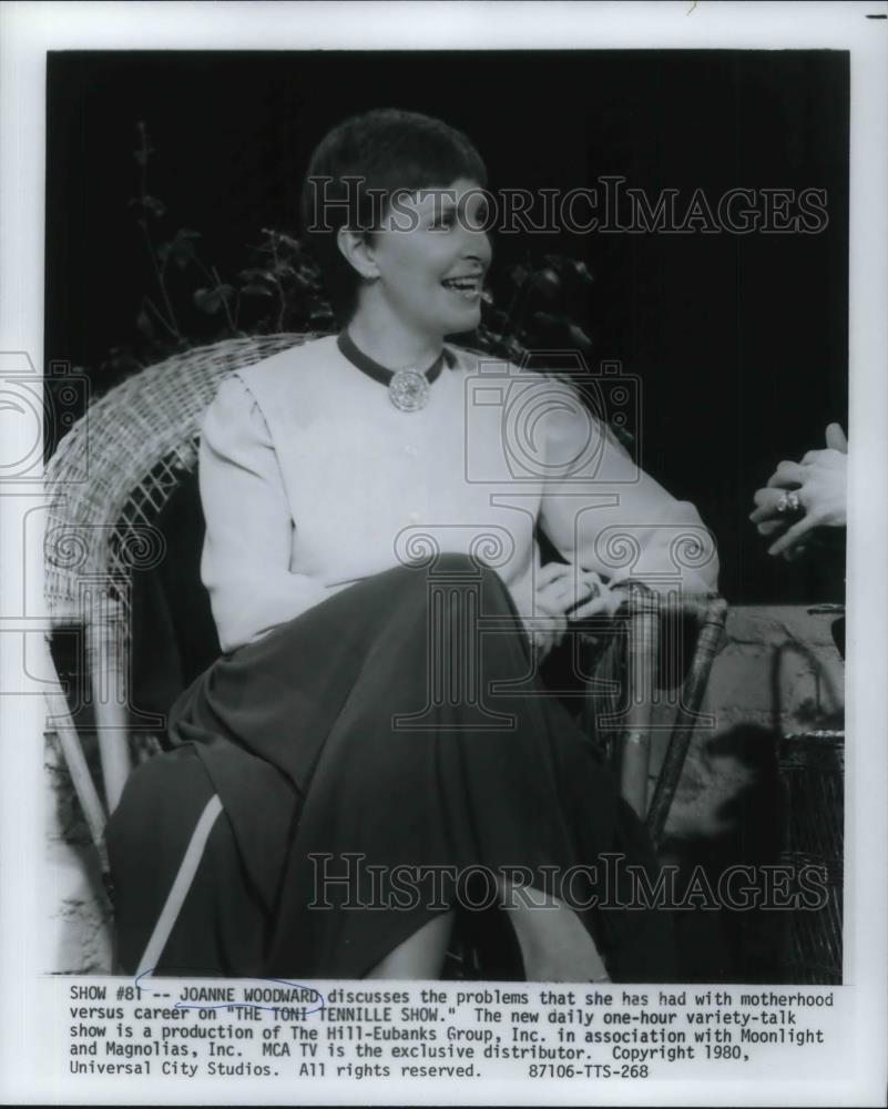 1980 Press Photo Joanne Woodward ion The Toni Tennille Show - cvp20183 - Historic Images
