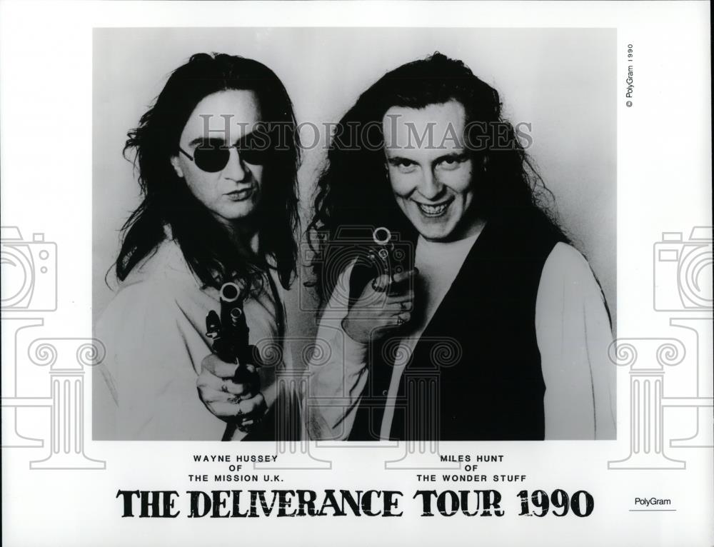 1990 Press Photo Singers Wayne Hussey, Miles Hunt in &quot;The Deliverance Tour 1990&quot; - Historic Images