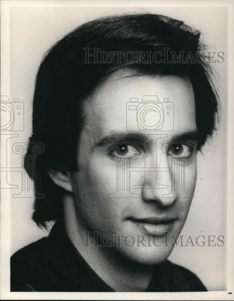 1986 Press Photo Bronson Pinchot - cvp25469 - Historic Images