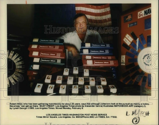 1995 Press Photo Matchbook Collector Robert Hiller - cvp22231 - Historic Images