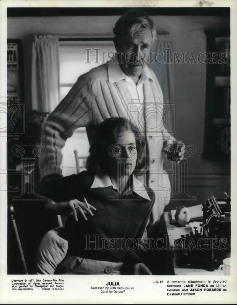 1978 Press Photo Jane Fonda as Lillian and Jason Robards as Dashiell in Julia - Historic Images