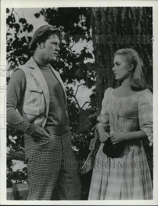 1966 Press Photo Shirley Jones in Carousel - cvp27825 - Historic Images