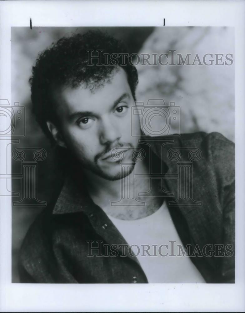 1988 Press Photo singer Howard Hewett - cvp21135 - Historic Images