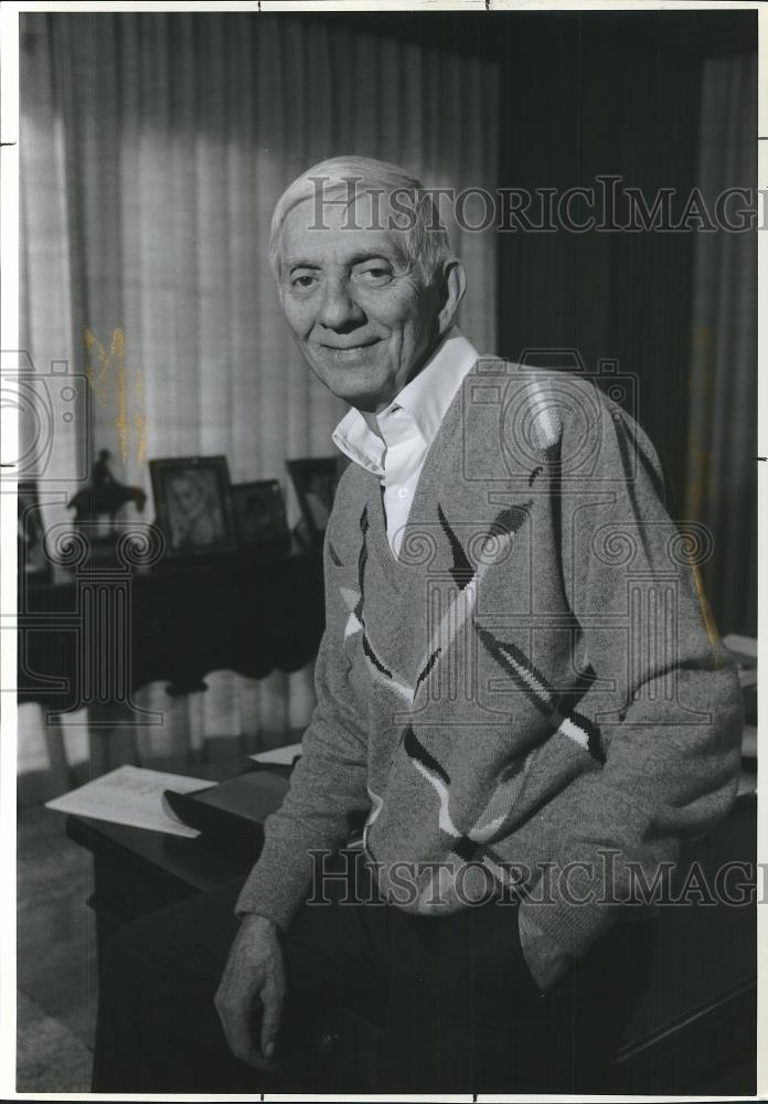 1992 Press Photo Aaron Spelling TV Producer - cvp26618 - Historic Images