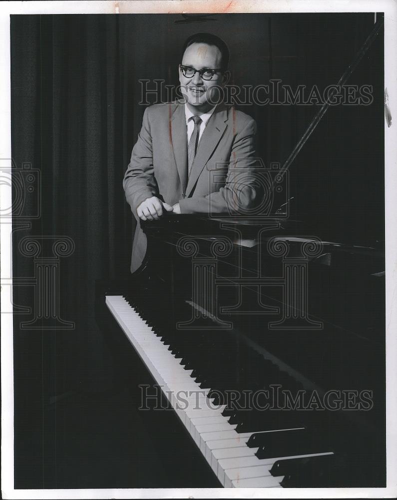 1968 Press Photo Ronnie Barrera - cvp26248 - Historic Images