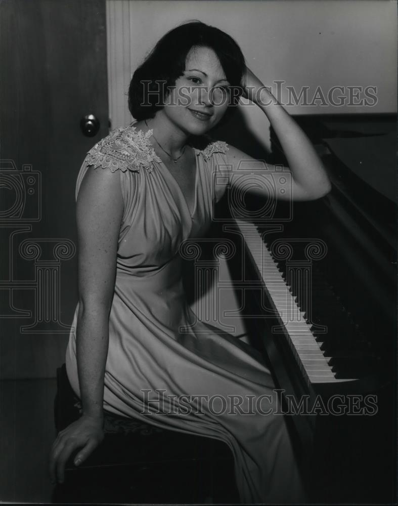 1982 Press Photo Pianist Nanette Kaplan - cvp25921 - Historic Images