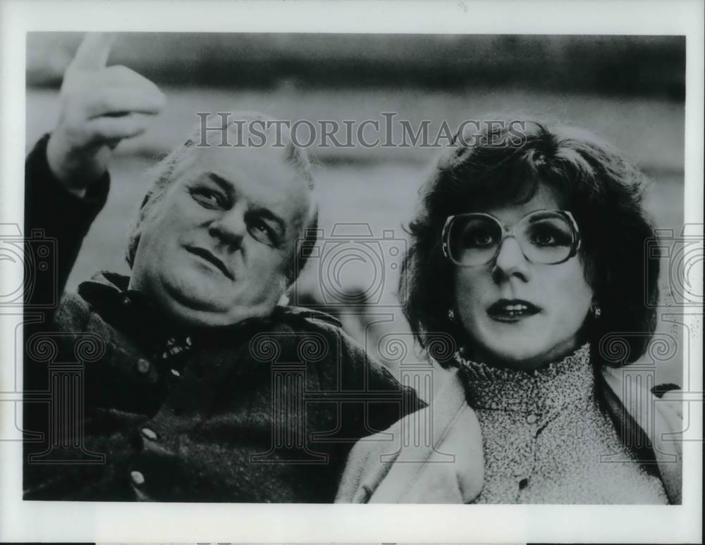 1985 Press Photo Charles Durning and Dustin Hoffman in "Tootsie" - Historic Images