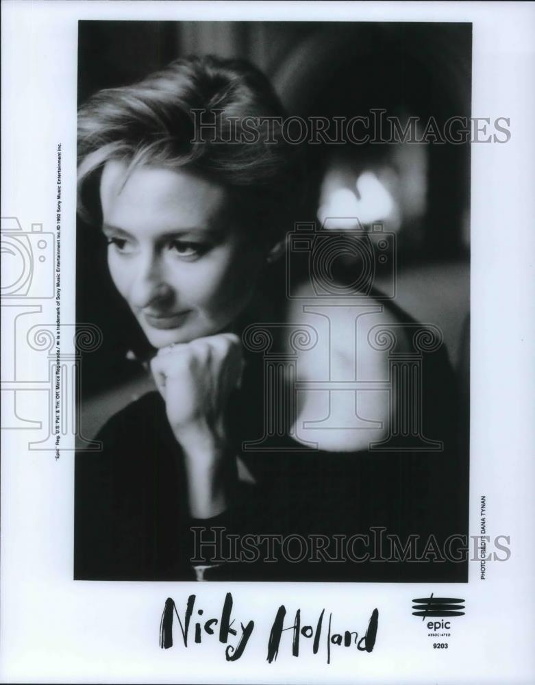 1992 Press Photo Singer Nicky Holland - cvp24167 - Historic Images