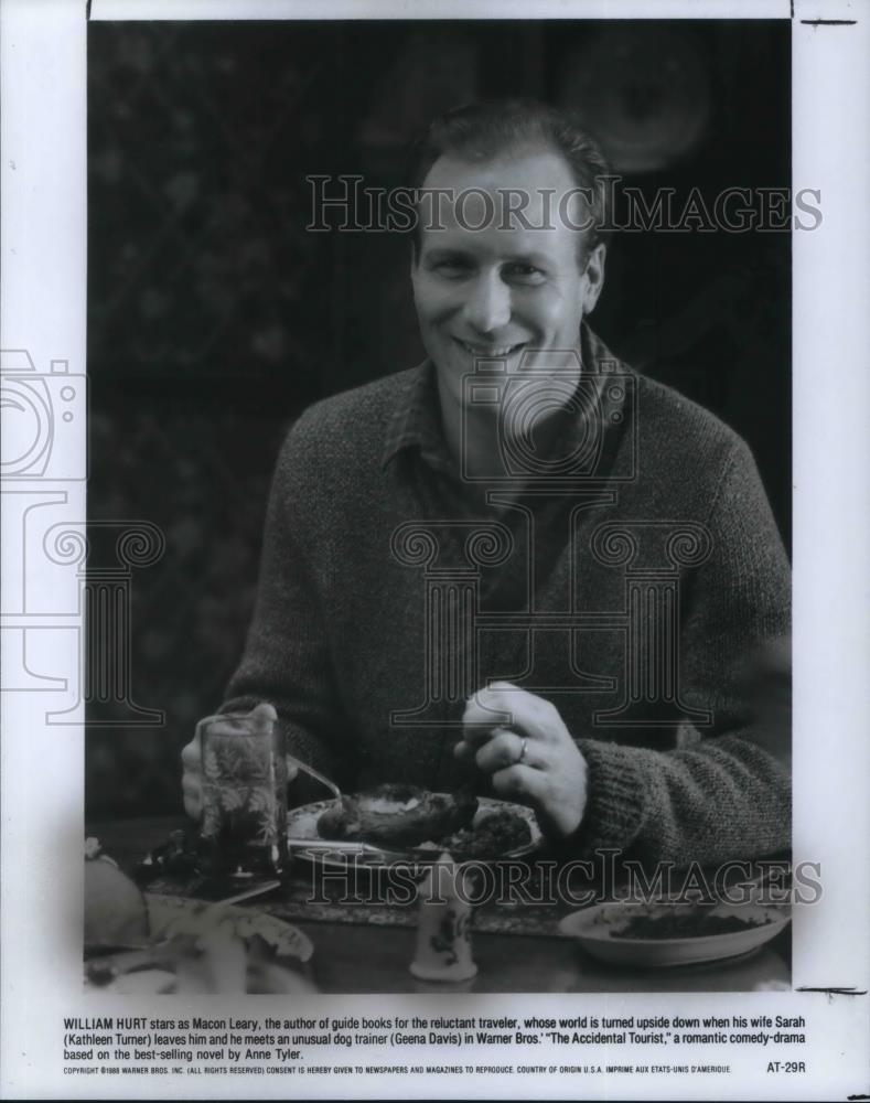 1989 Press Photo William Hurt stars as Macon Leary in The Accidental Tourist - Historic Images