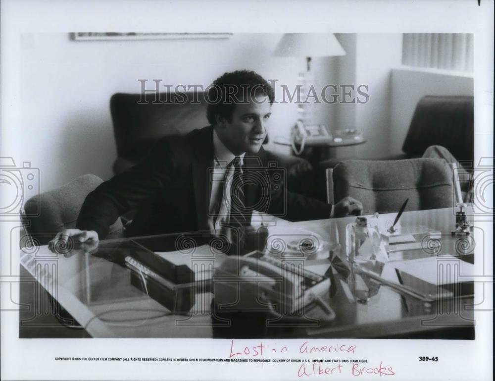 1986 Press Photo Albert Brooks in Lost in America - cvp20242 - Historic Images