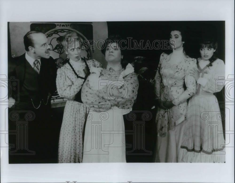 1991 Press Photo Mr. Smith Rose Smith Katie in Meet me in St. Louis - cvp23142 - Historic Images