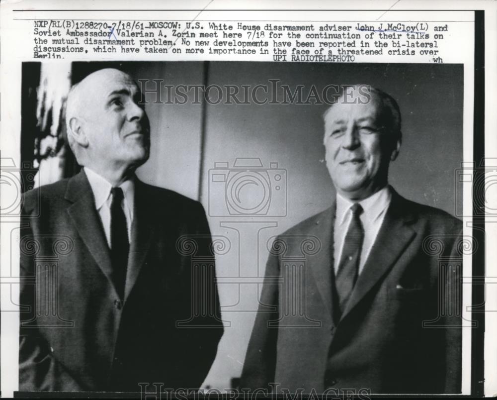 1961 Press Photo U.S. White House disarmament adviser John J. McCloy and Soviet - Historic Images