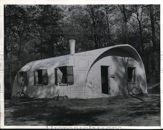 1941 Press Photo A new balloon built house of concrete in testing - Historic Images