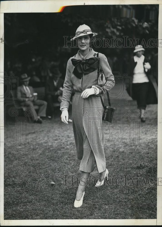 1936 Press Photo of Mrs Scottish Highlanders from University of Iowa - Historic Images