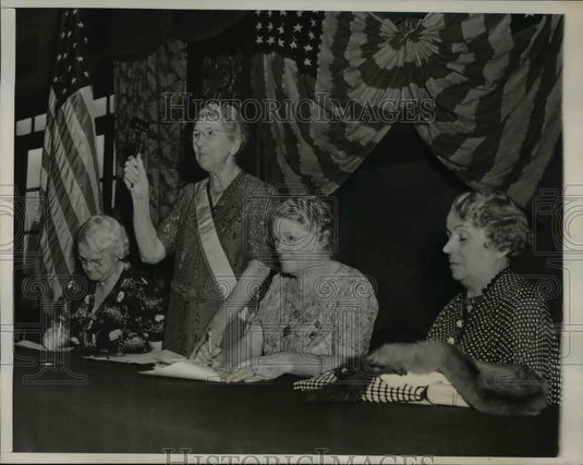 1939 Press Photo World war Mothers meeting of President Chapter at New York. - Historic Images