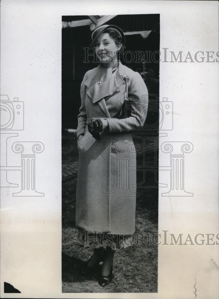 1934 Press Photo Trudy Von Ravensberg, Calcinosis Disease Victim - Historic Images