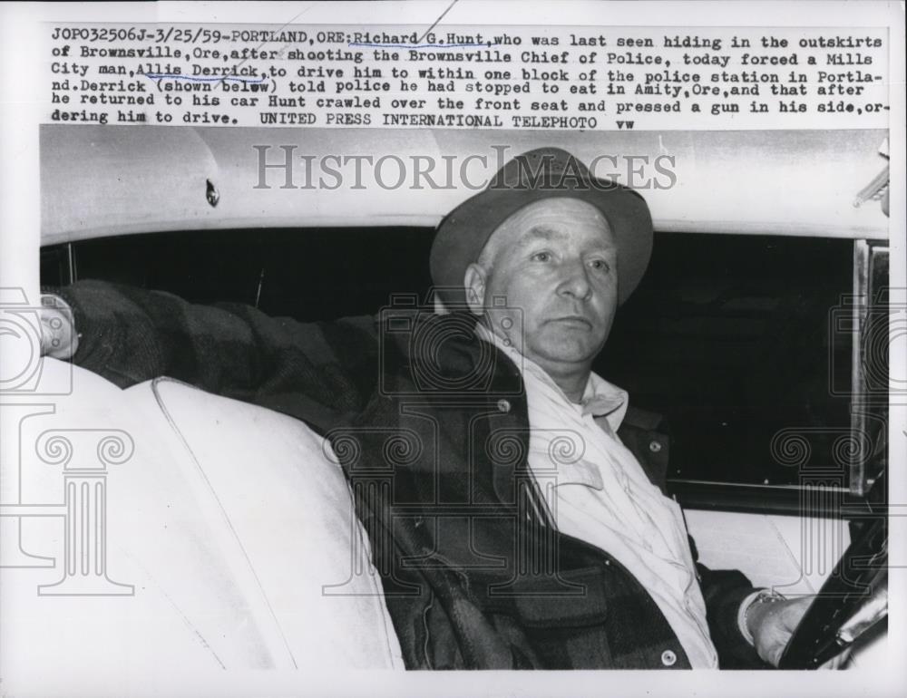 1959 Press Photo Mills City man Allis Derrick, forced to drive by Richard Hunt - Historic Images