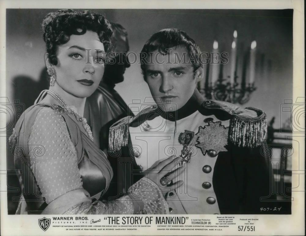 1957 Press Photo Wanie Wilson and Dennis Hopper in The Story of Mankind - Historic Images