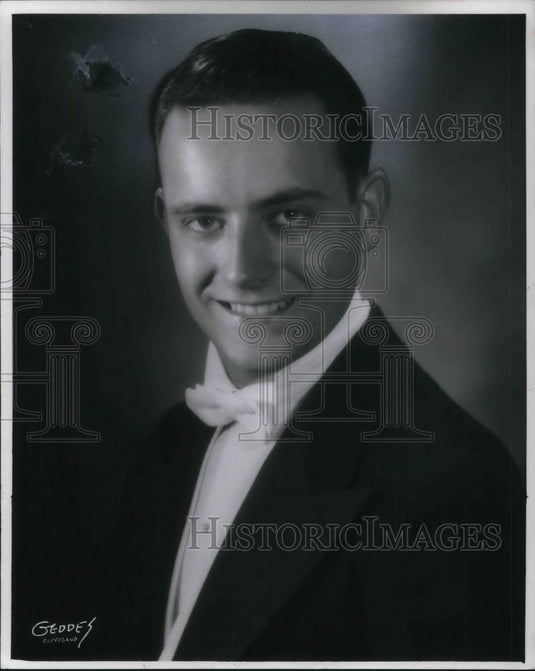1965 Press Photo Jon Humphrey, Tenor - cvp22807 - Historic Images