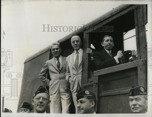 1935 Press Photo J.B. Irsfeld, H.B.R. Briggs & Wll Hays Break Post Office Ground - Historic Images