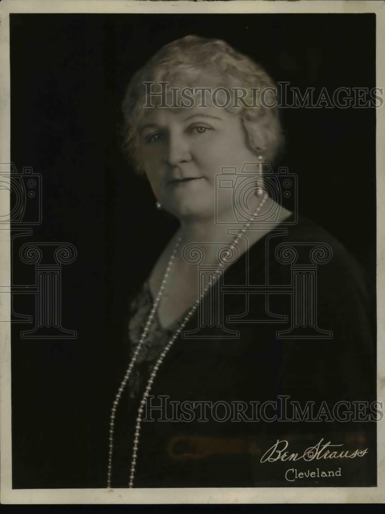1929 Press Photo Mrs. J.E. Cogan, graduated from Washington University - Historic Images