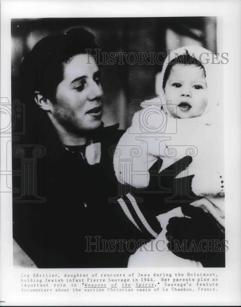 1944 Press Photo Eva Heritier in Weapons of the Spirit - cvp22110 - Historic Images