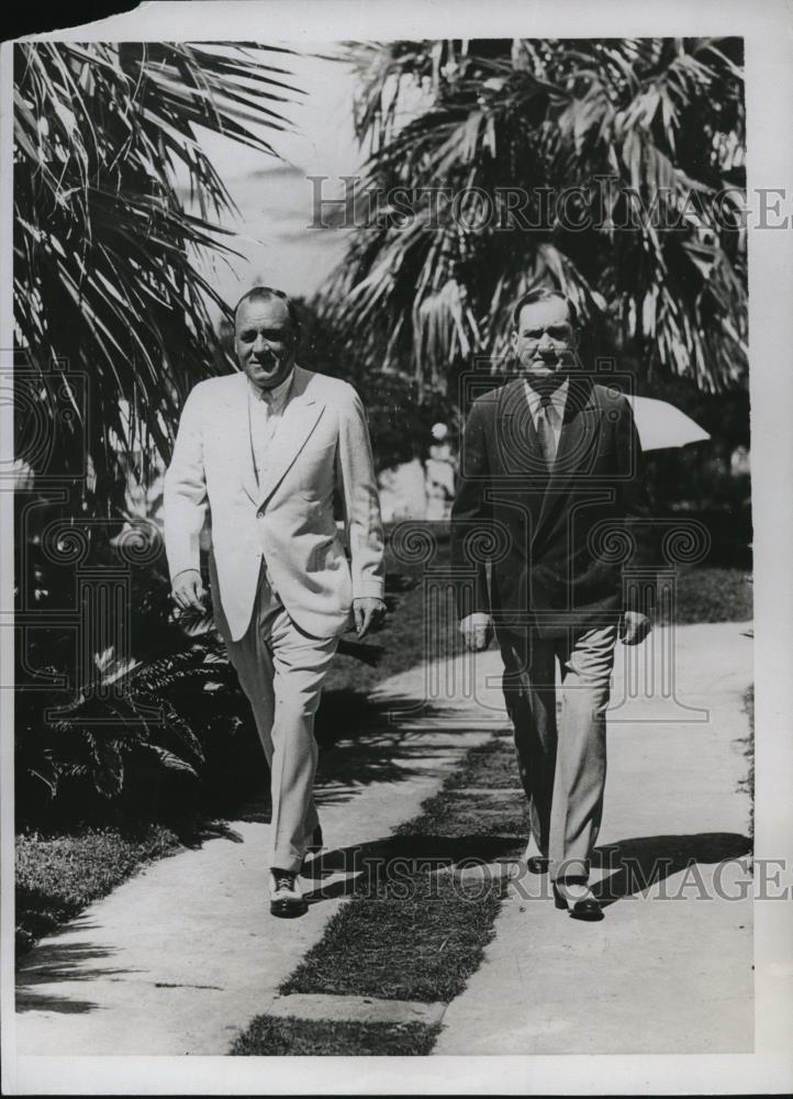 1934 Press Photo T.M. Brandle, NJ, And O.J. Lawlop, NY, At Belmont Manor Bermuda - Historic Images