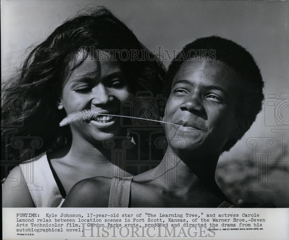1969 Press Photo Kyle Johnson and Carole Lamond in "The Learning Tree" - Historic Images