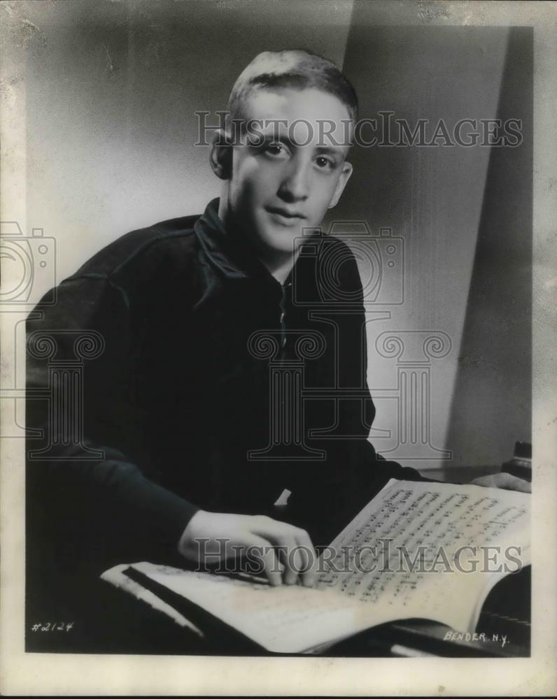 1960 Press Photo Pianist Lorin Hollander - cvp23535 - Historic Images