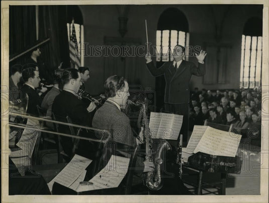 1939 Press Photo Vincent Lopez Band Leader perform for inmates in Newburg. - Historic Images