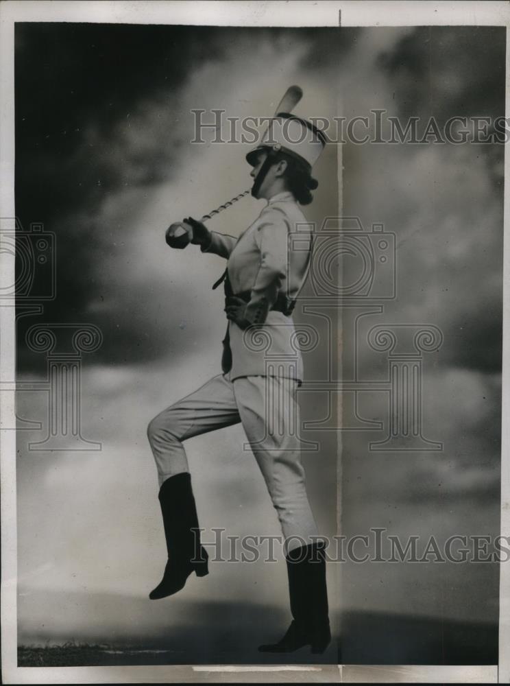 1935 Press Photo Bernice Henry drum major of Bucknell Univ band - Historic Images