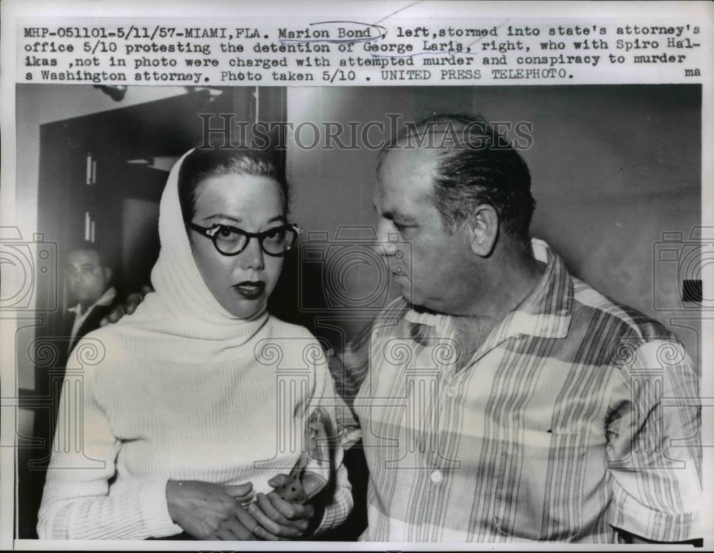 1957 Press Photo Miami Fla Marion Bond &amp; atty prostest arrest of Geo Loris - Historic Images