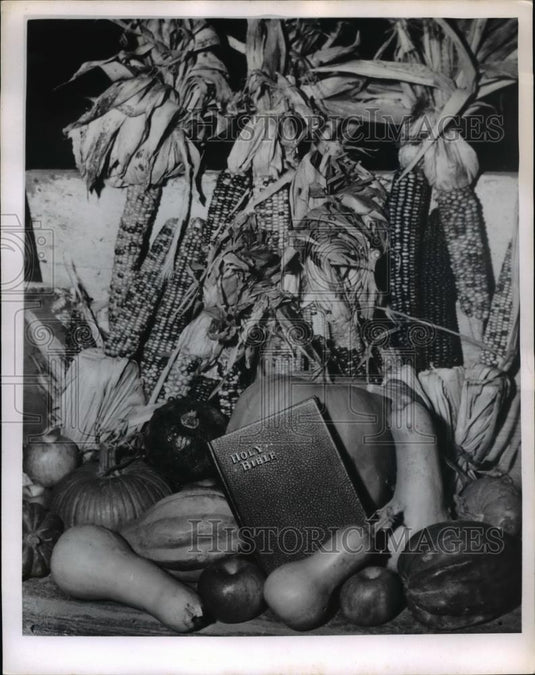1955 Press Photo The Thanksgiving for the bounty harvest - Historic Images
